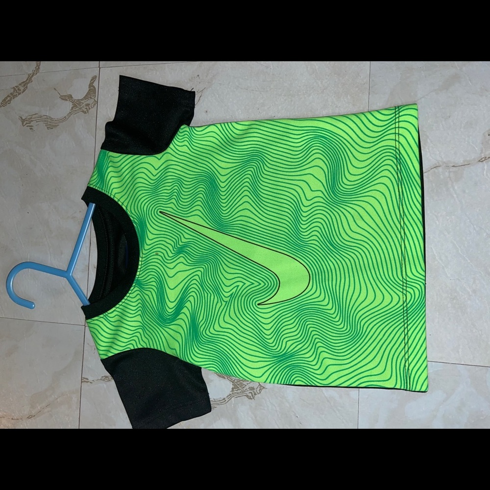 Boys Nike tee size 24 month, small stain